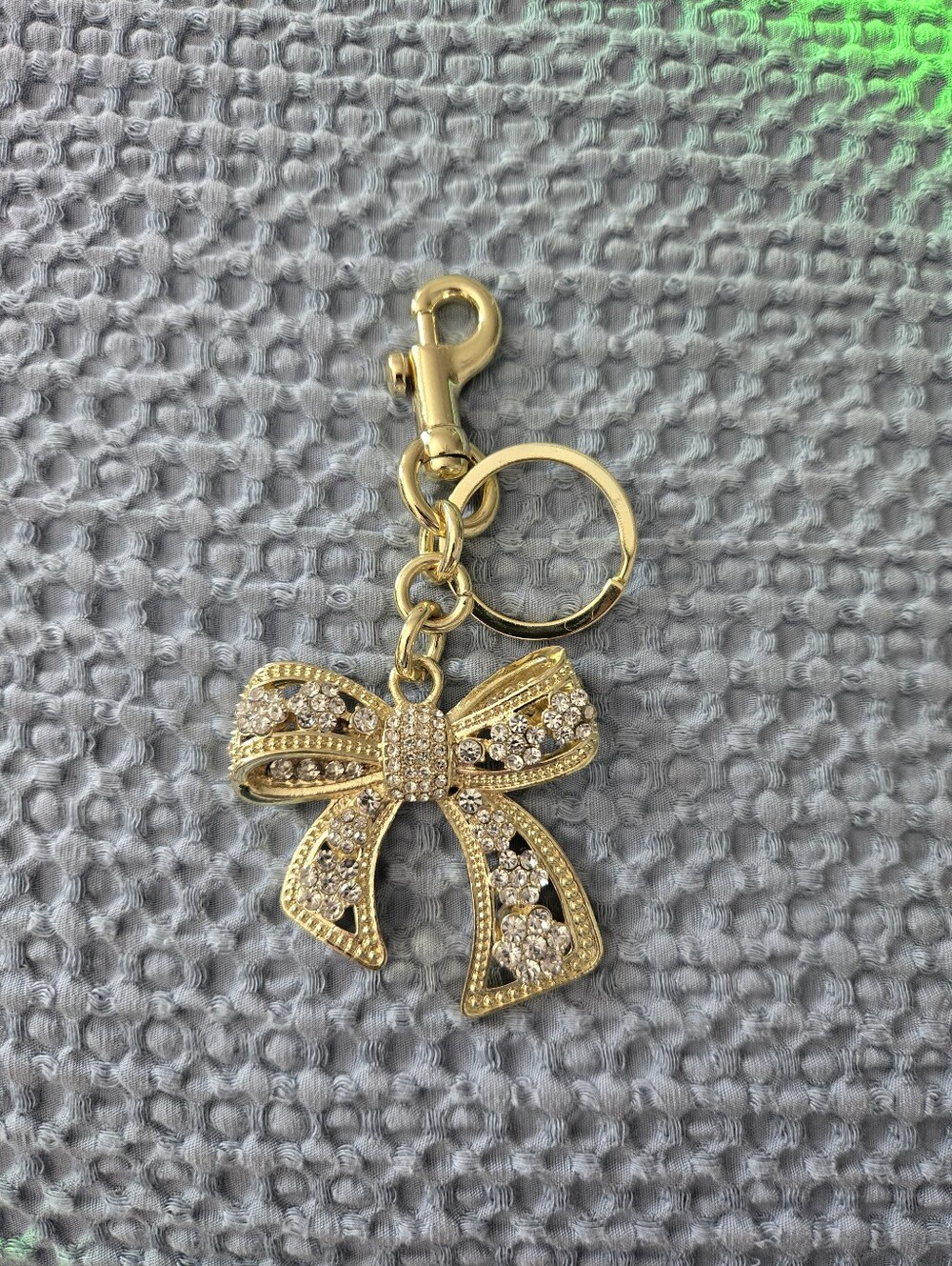 Gold Jeweled Bow Keychain